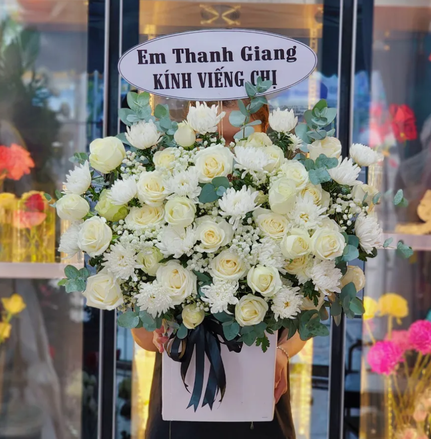 Lẵng Hoa Chia Buồn - HNA.LHCB1